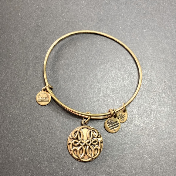 Alex and Ani expandable bracelet, gold tone, path of life charm, some tarnish - Picture 1 of 2